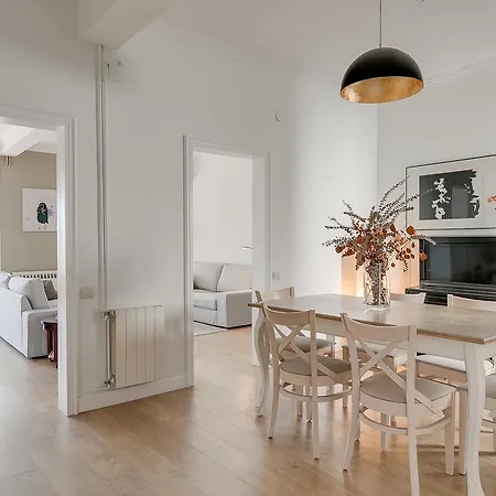 Look Apartment